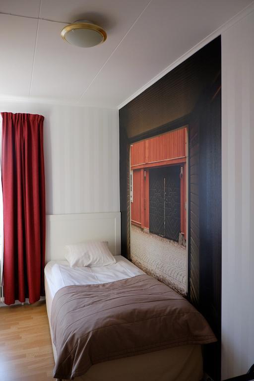 Eksjoe Stadshotell Annex Kamer foto