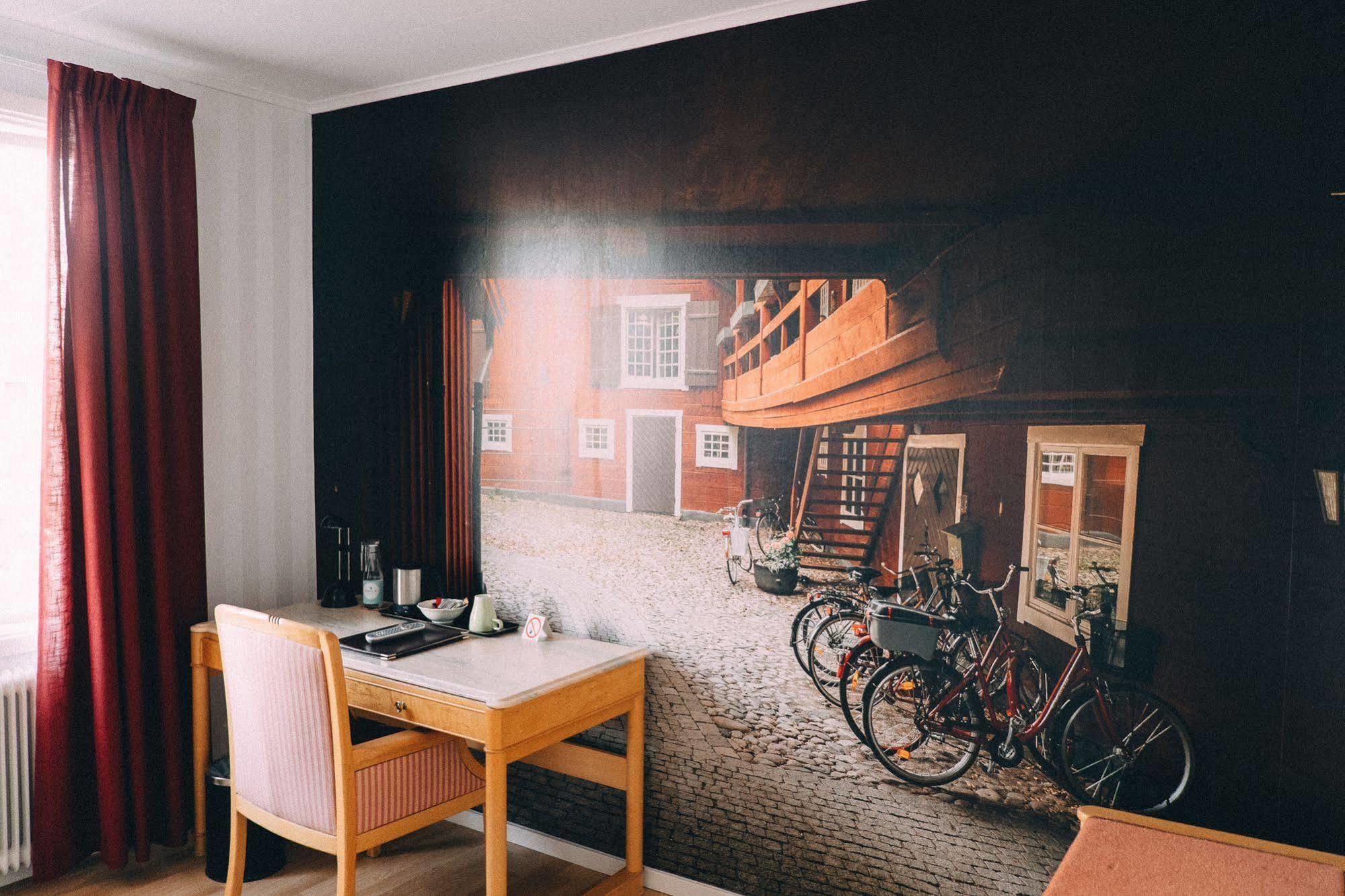 Eksjoe Stadshotell Annex Buitenkant foto